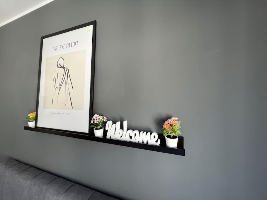 Urban I Modern I Stylish I Smart Apartment Wina Bagian luar foto